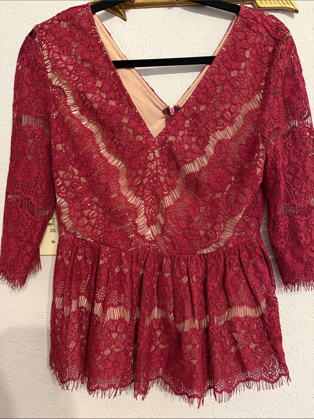 Anthropologie Maeve Burgundy Lace V-Neck Peplum Blouse Size Medium